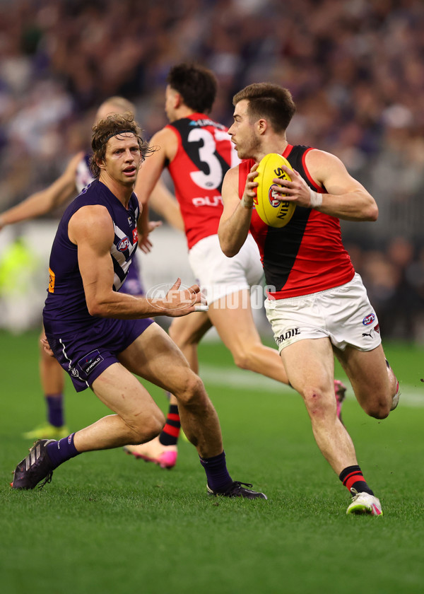 AFL 2025 Round 15 - Fremantle v Essendon - A-60106954