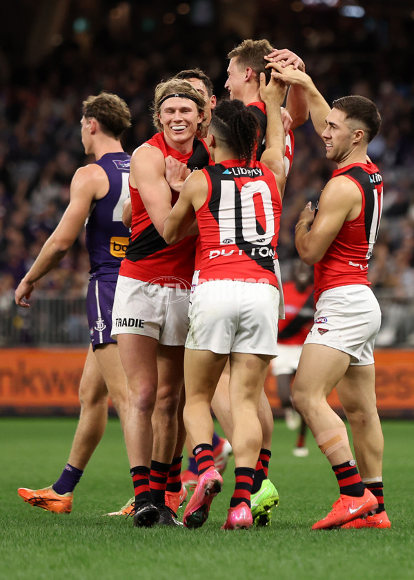 AFL 2025 Round 15 - Fremantle v Essendon - A-60107658