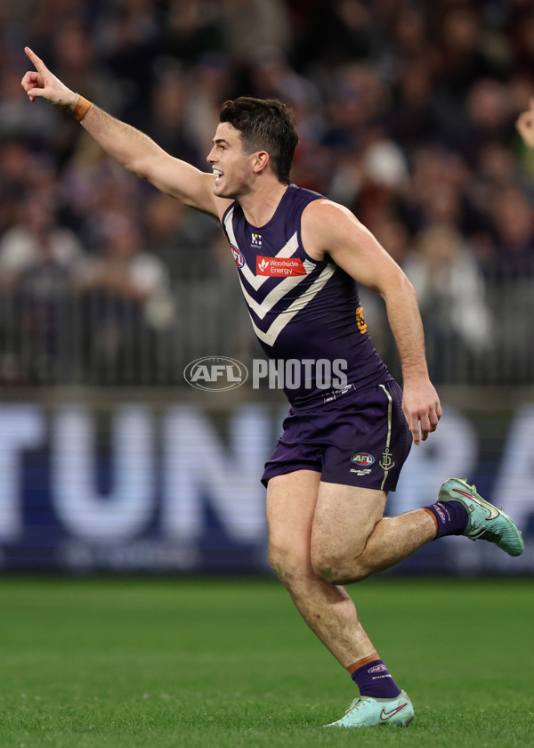 AFL 2025 Round 15 - Fremantle v Essendon - A-60110141