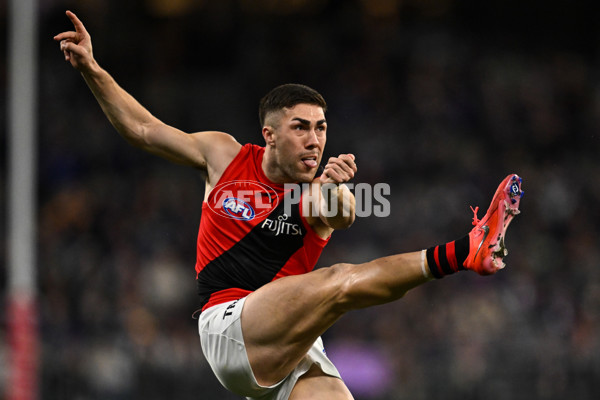 AFL 2025 Round 15 - Fremantle v Essendon - A-60110523