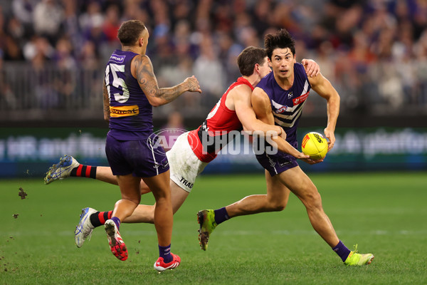 AFL 2025 Round 15 - Fremantle v Essendon - A-60110552