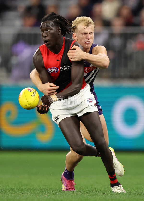 AFL 2025 Round 15 - Fremantle v Essendon - A-60112720