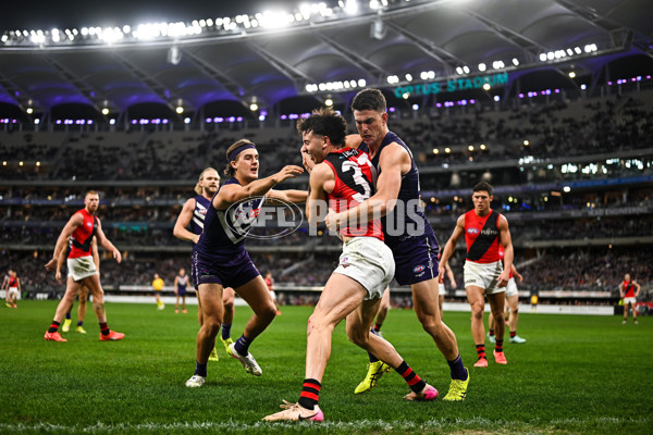 AFL 2025 Round 15 - Fremantle v Essendon - A-60112727