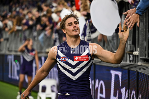AFL 2025 Round 15 - Fremantle v Essendon - A-60112745