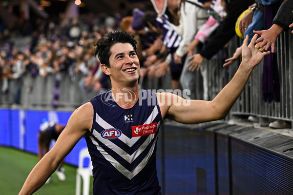 AFL 2025 Round 15 - Fremantle v Essendon - A-60112748