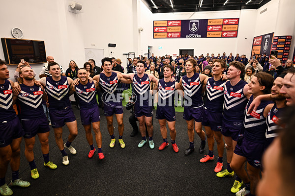 AFL 2025 Round 15 - Fremantle v Essendon - A-60112754
