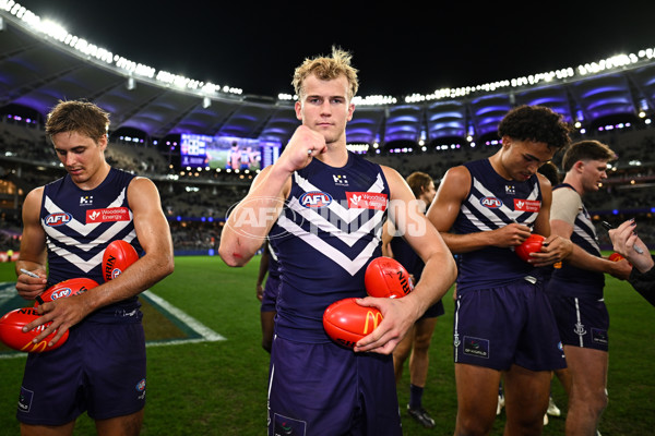 AFL 2025 Round 15 - Fremantle v Essendon - A-60113427