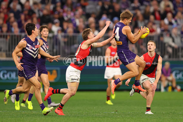 AFL 2025 Round 15 - Fremantle v Essendon - A-60113480
