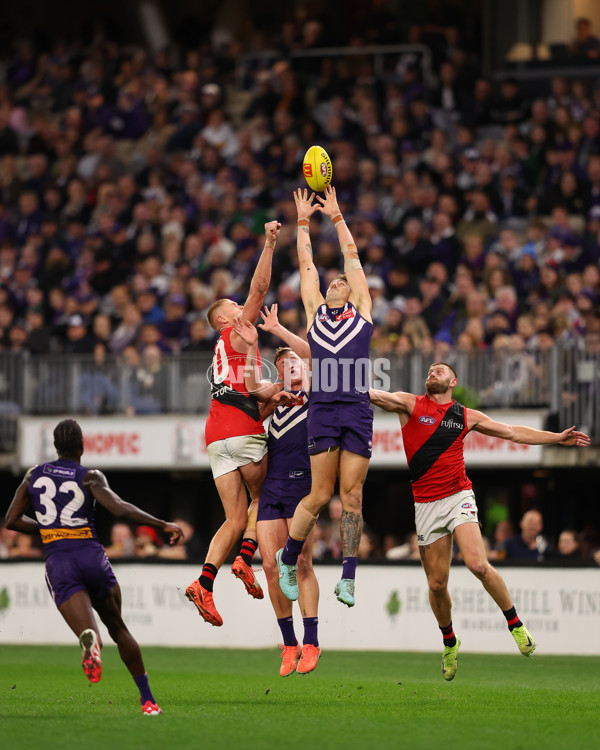 AFL 2025 Round 15 - Fremantle v Essendon - A-60116313