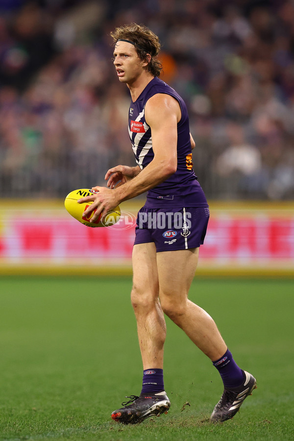 AFL 2025 Round 15 - Fremantle v Essendon - A-60116315