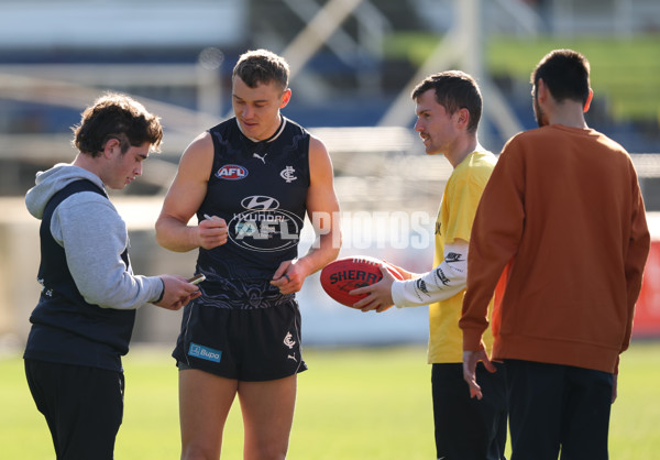 AFL 2025 Training - Carlton 200625 - A-60120665