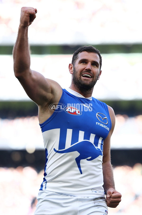 AFL 2025 Round 15 - Carlton v North Melbourne - A-60140021