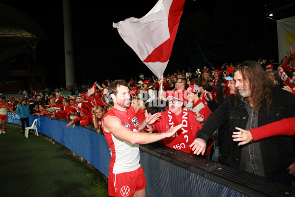 AFL 2025 Round 15 - Port Adelaide v Sydney - A-60158914