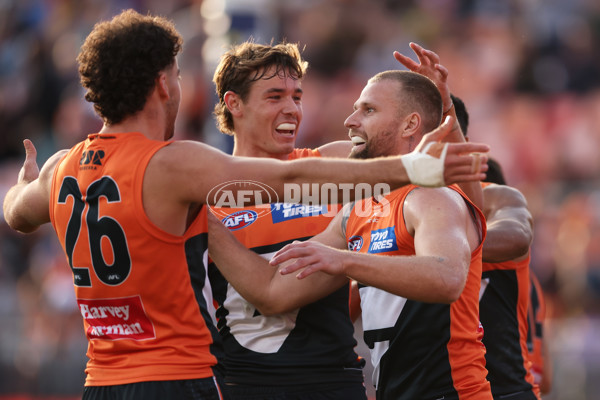 AFL 2025 Round 15 - GWS v Gold Coast - A-60185764