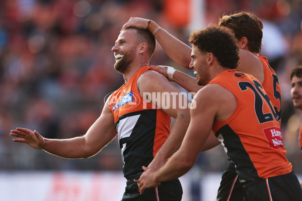 AFL 2025 Round 15 - GWS v Gold Coast - A-60190552