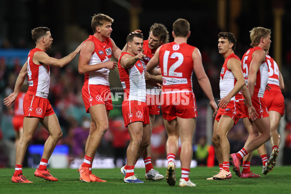 AFL 2025 Round 16 - Sydney v Western Bulldogs - A-60225886