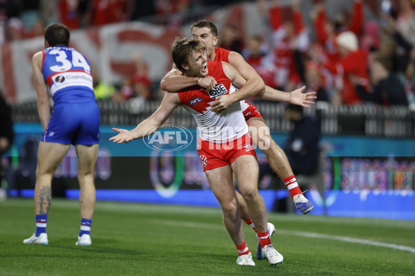 AFL 2025 Round 16 - Sydney v Western Bulldogs - A-60229132