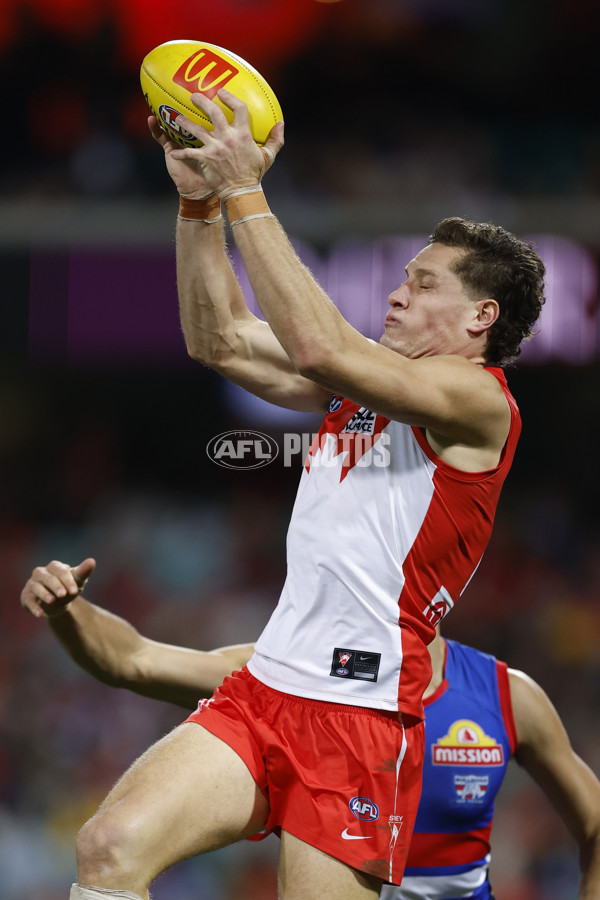 AFL 2025 Round 16 - Sydney v Western Bulldogs - A-60229160