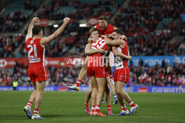AFL 2025 Round 16 - Sydney v Western Bulldogs - A-60232417