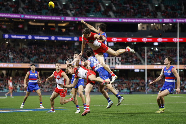 AFL 2025 Round 16 - Sydney v Western Bulldogs - A-60232448