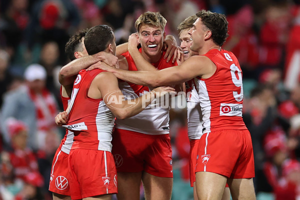 AFL 2025 Round 16 - Sydney v Western Bulldogs - A-60233688