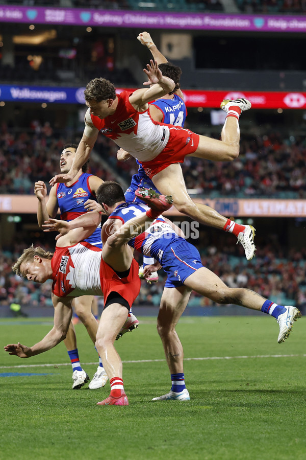 AFL 2025 Round 16 - Sydney v Western Bulldogs - A-60233706
