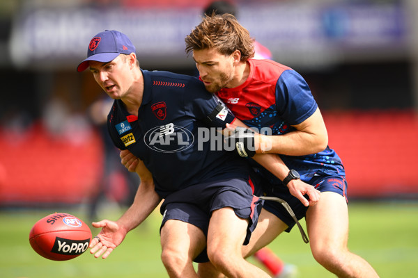 AFL 2025 Round 16 - Gold Coast v Melbourne - A-60236575