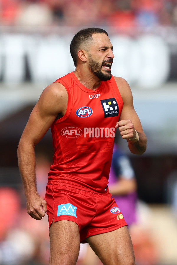 AFL 2025 Round 16 - Gold Coast v Melbourne - A-60238185