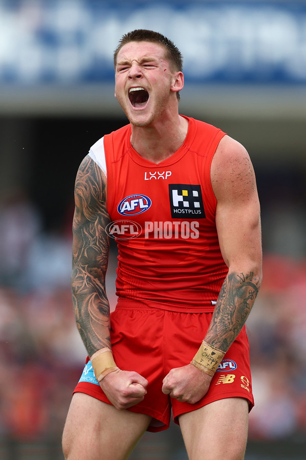 AFL 2025 Round 16 - Gold Coast v Melbourne - A-60238203