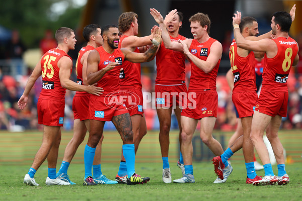 AFL 2025 Round 16 - Gold Coast v Melbourne - A-60239685