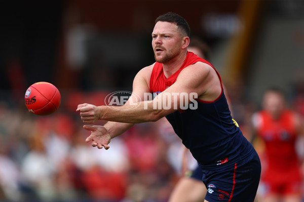 AFL 2025 Round 16 - Gold Coast v Melbourne - A-60239692