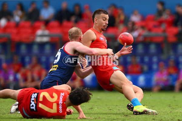 AFL 2025 Round 16 - Gold Coast v Melbourne - A-60240654