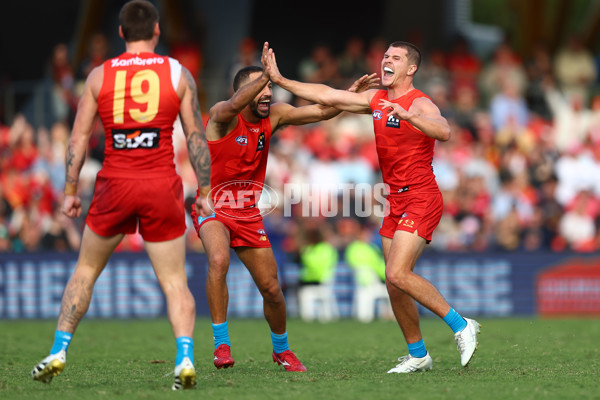 AFL 2025 Round 16 - Gold Coast v Melbourne - A-60245258