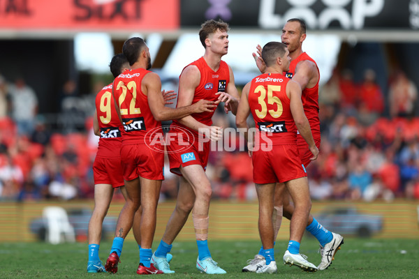 AFL 2025 Round 16 - Gold Coast v Melbourne - A-60245259