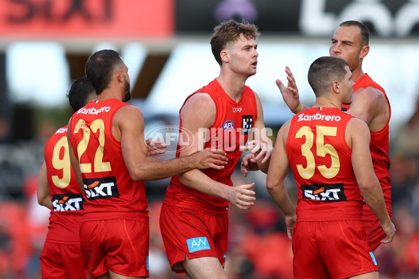 AFL 2025 Round 16 - Gold Coast v Melbourne - A-60245260