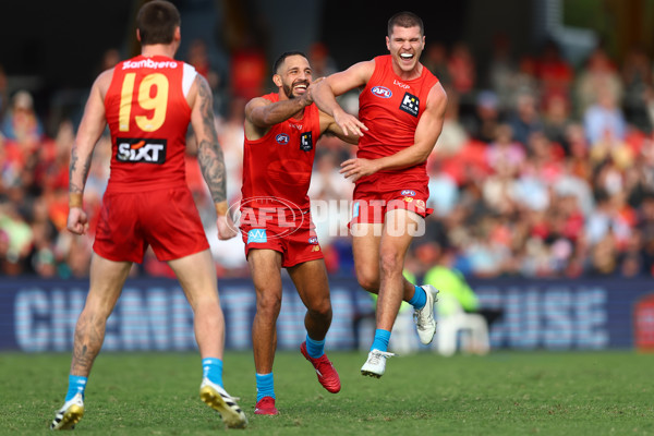 AFL 2025 Round 16 - Gold Coast v Melbourne - A-60245928