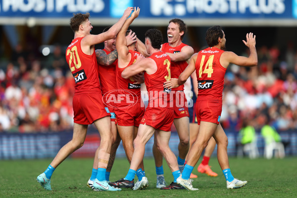AFL 2025 Round 16 - Gold Coast v Melbourne - A-60245929