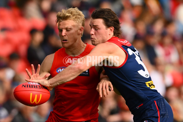 AFL 2025 Round 16 - Gold Coast v Melbourne - A-60248046