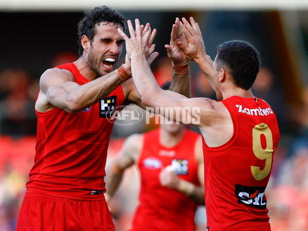 AFL 2025 Round 16 - Gold Coast v Melbourne - A-60250961