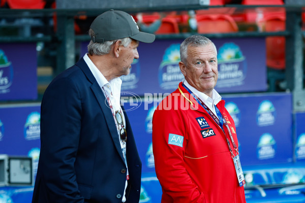 AFL 2025 Round 16 - Gold Coast v Melbourne - A-60250962