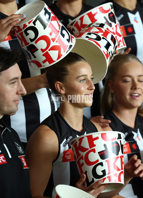 AFLW 2025 Media - Collingwood Team Photo Day - A-60315269