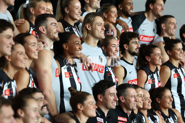 AFLW 2025 Media - Collingwood Team Photo Day - A-60316926