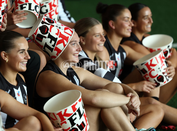 AFLW 2025 Media - Collingwood Team Photo Day - A-60316929