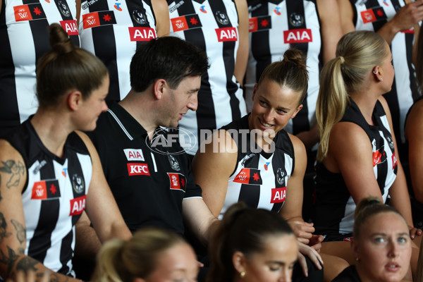 AFLW 2025 Media - Collingwood Team Photo Day - A-60316930