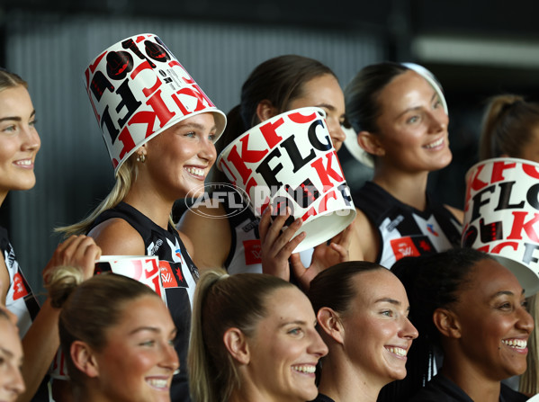AFLW 2025 Media - Collingwood Team Photo Day - A-60316931