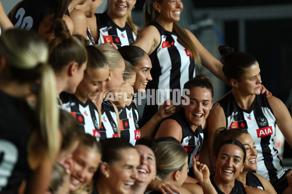 AFLW 2025 Media - Collingwood Team Photo Day - A-60316951