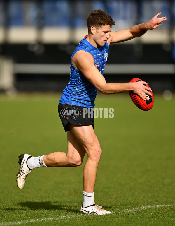 AFL 2025 Training - North Melbourne 010725 - A-60320631