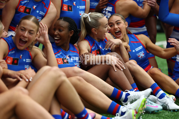 AFLW 2025 Media - Western Bulldogs Team Photo Day - A-60322315