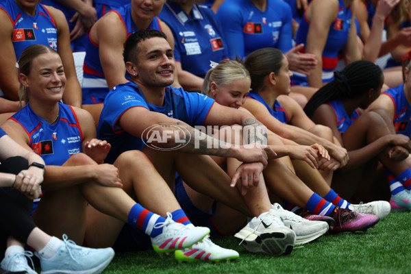 AFLW 2025 Media - Western Bulldogs Team Photo Day - A-60323376