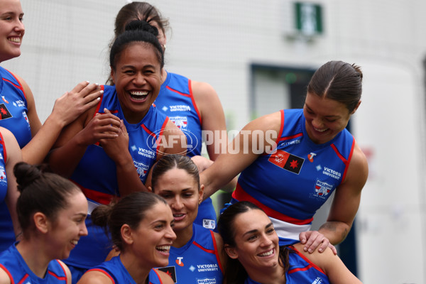 AFLW 2025 Media - Western Bulldogs Team Photo Day - A-60323390